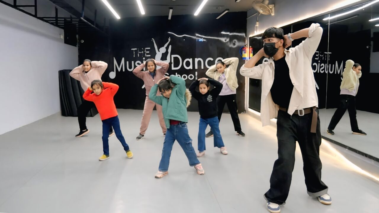 Bollywood Dance Classes in Delhi