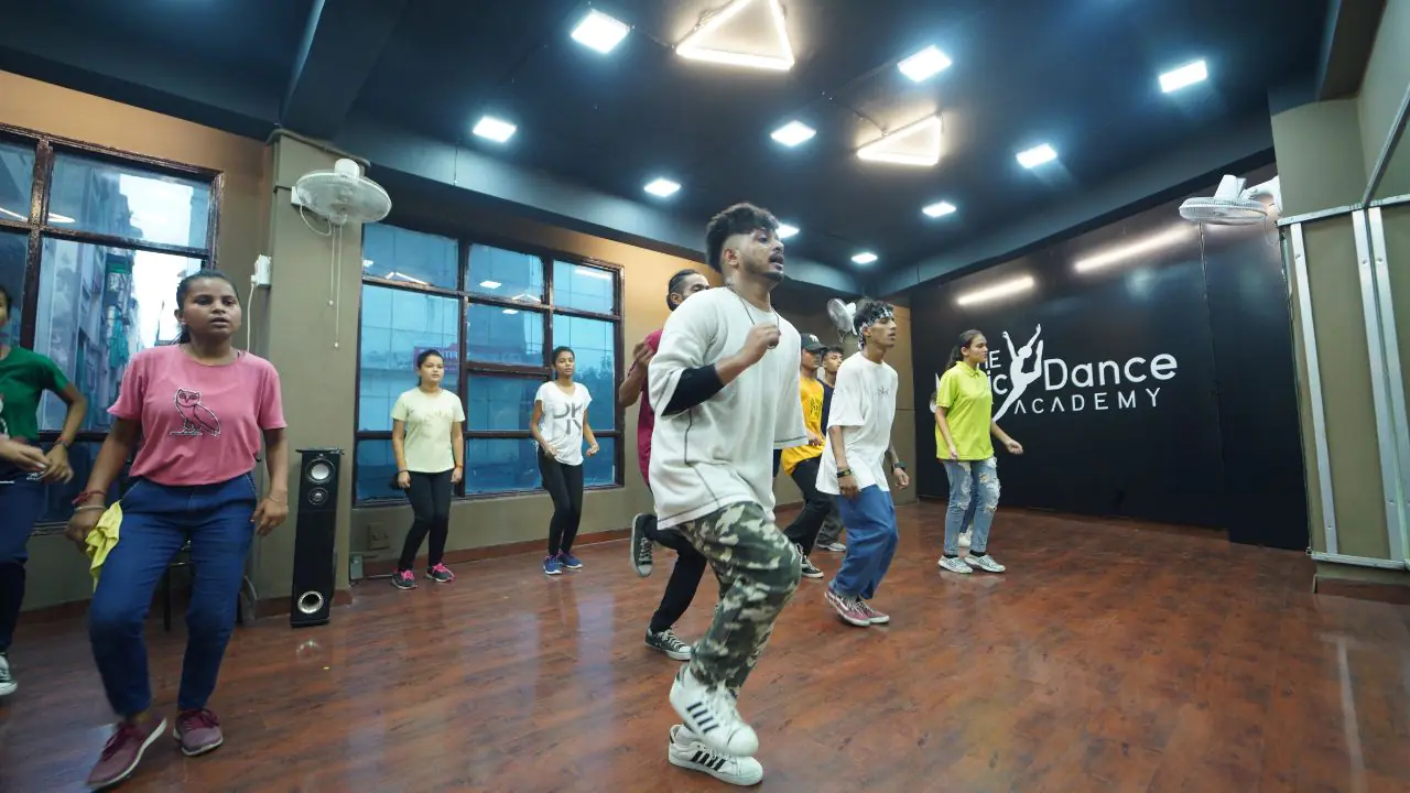 Bollywood Dance Classes in East Vinod Nagar